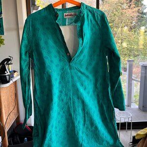 FabIndia Green/Blue Kurta Boys Size 4-6